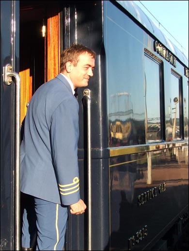 Orient Express w Wa�brzychu