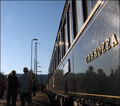 Orient Express w Wa�brzychu