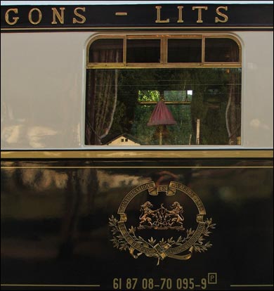 Orient Express w Wa�brzychu
